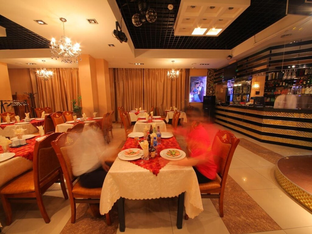 New World Hotel - Image 3