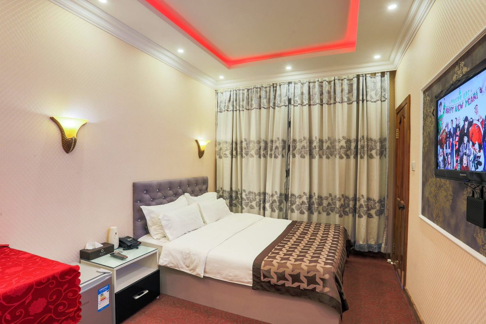 Q hotel | Q зочид буудал - Image 14