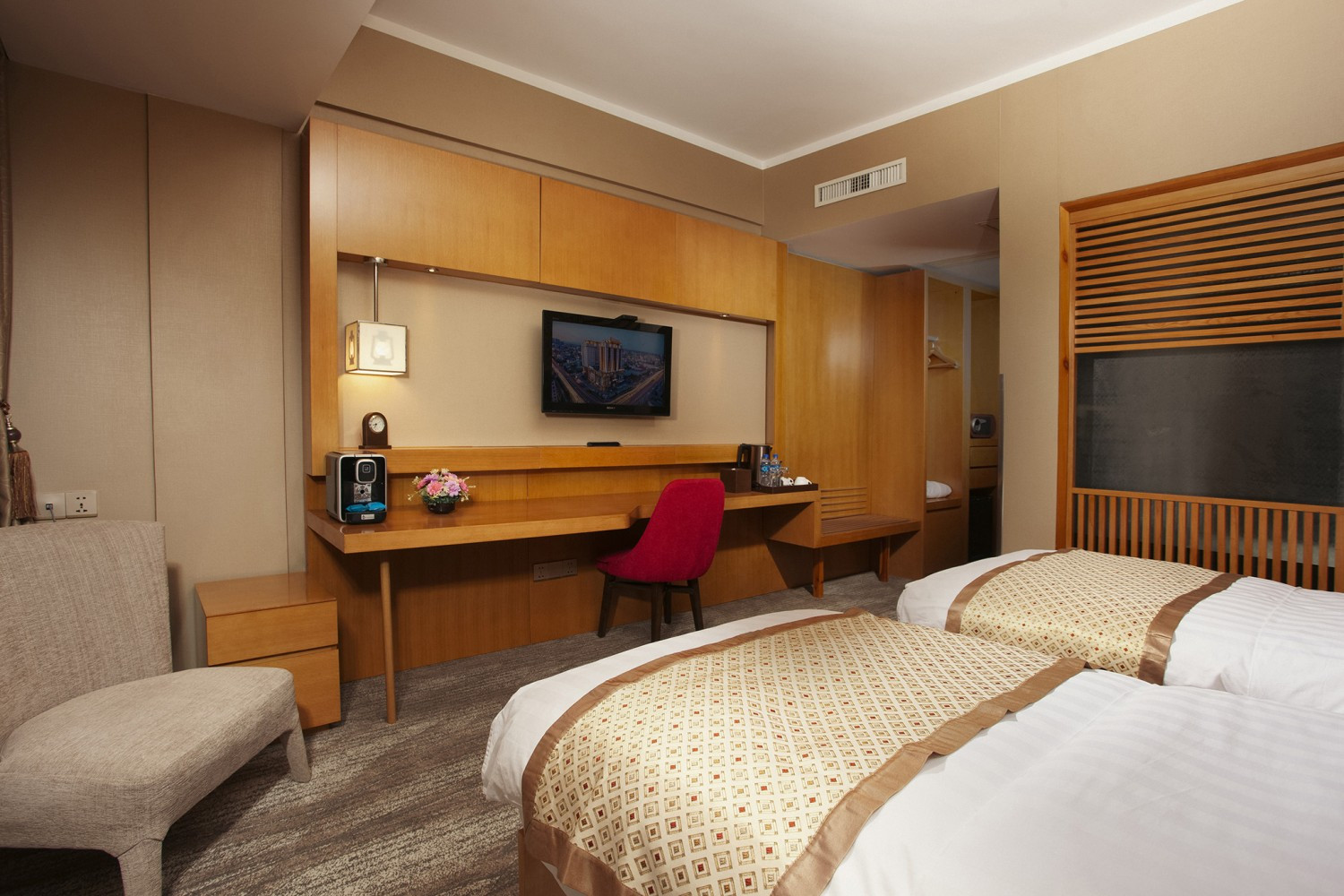 Рамада зочид буудал | Ramada hotel - Image 6