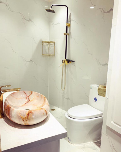 Elegance Hotel - Image 17