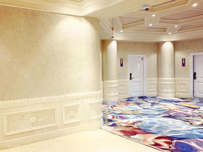 Elegance Hotel - Image 9