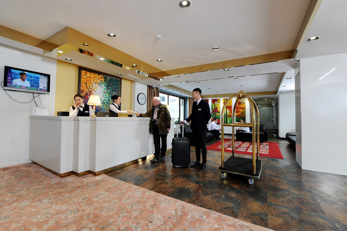 UB Grand Hotel - Image 18