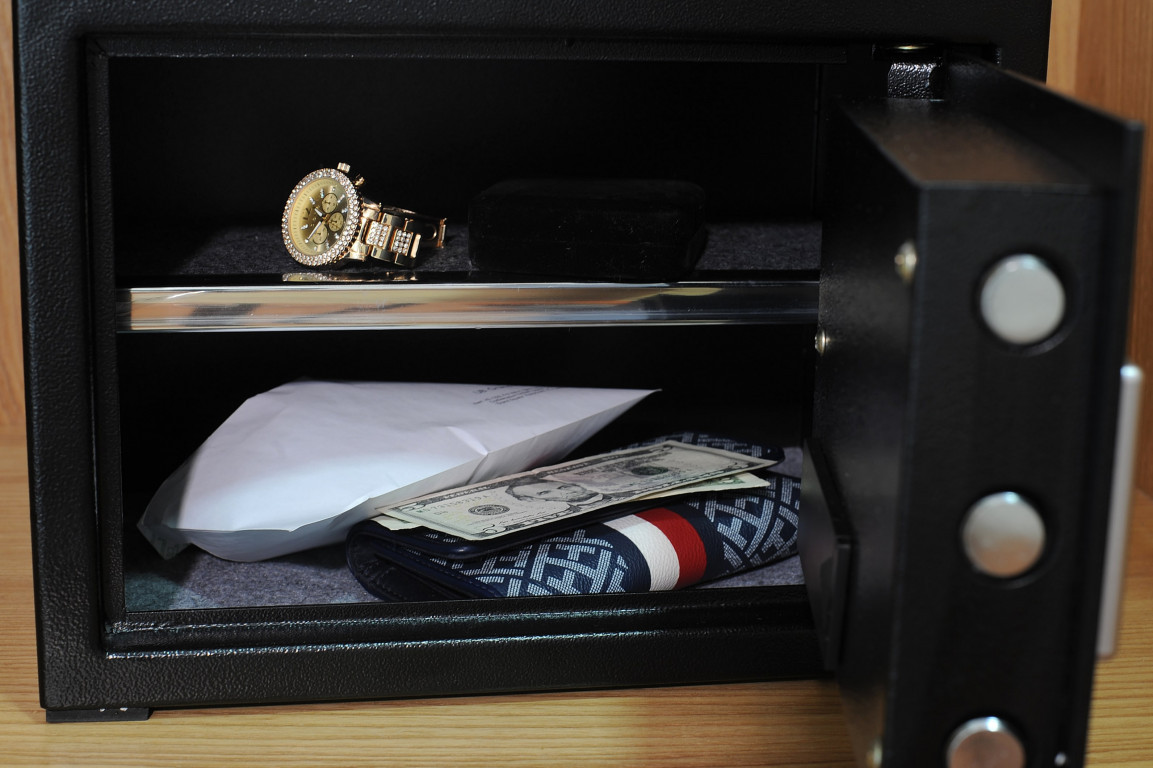 UB Grand Hotel - Image 11