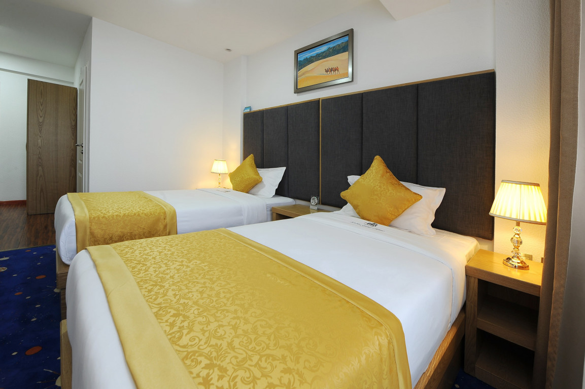 UB Grand Hotel - Image 9