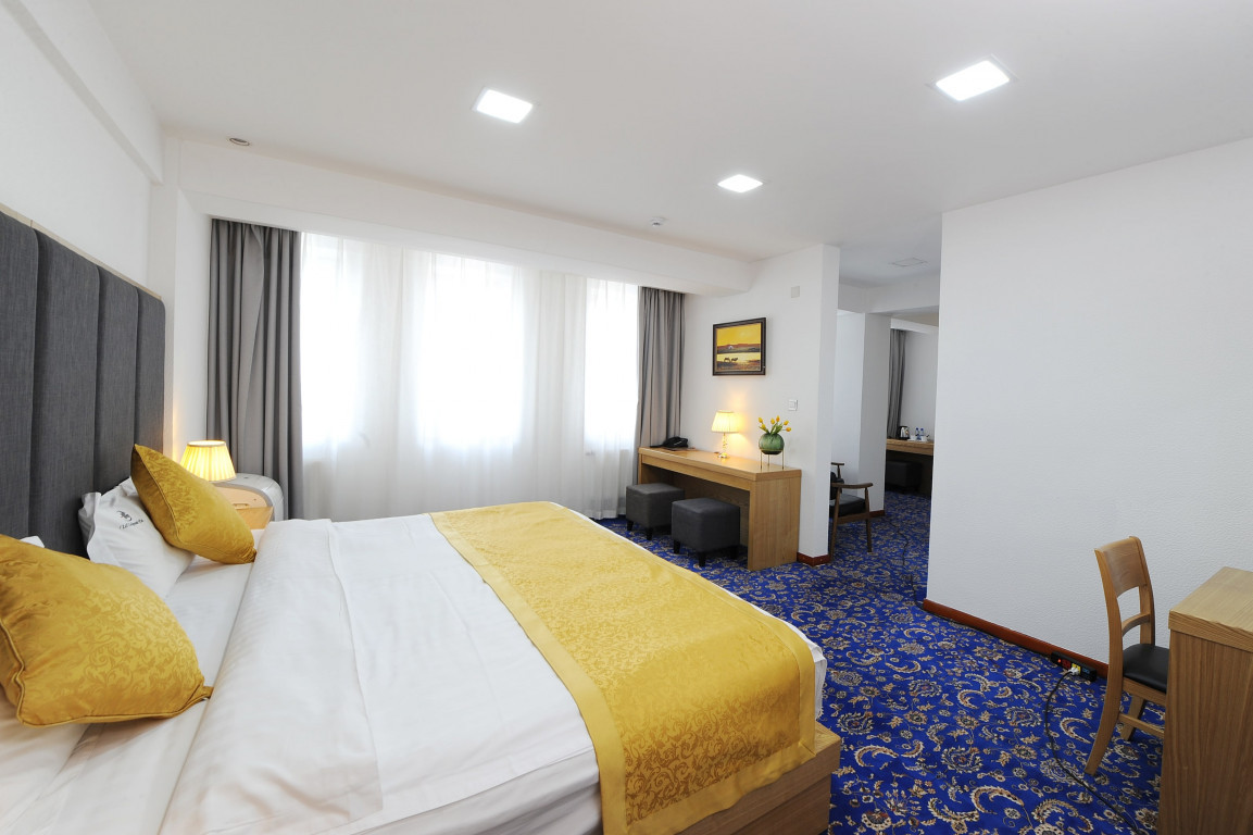 UB Grand Hotel - Image 12