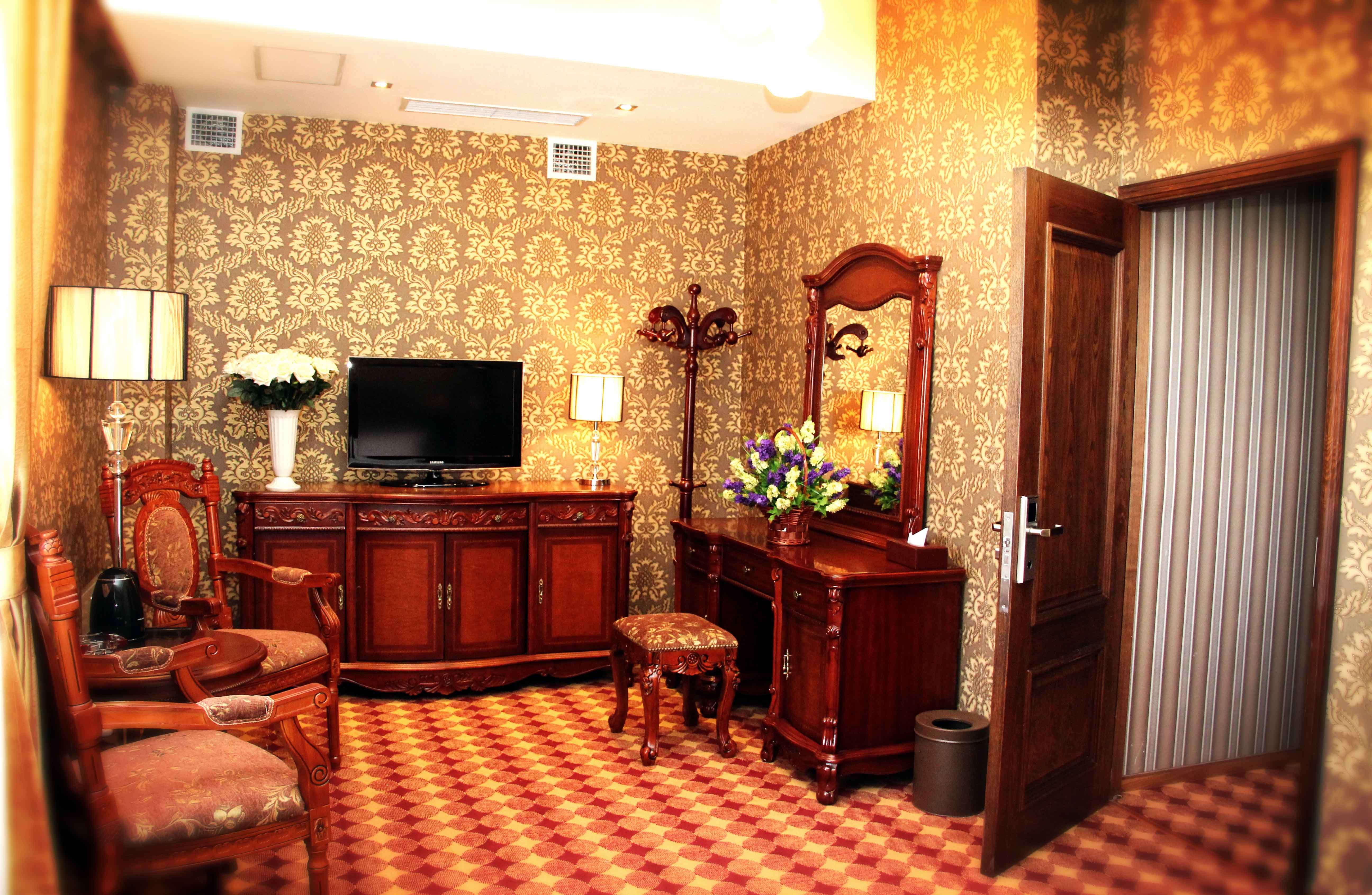 UB city hotel - Image 7