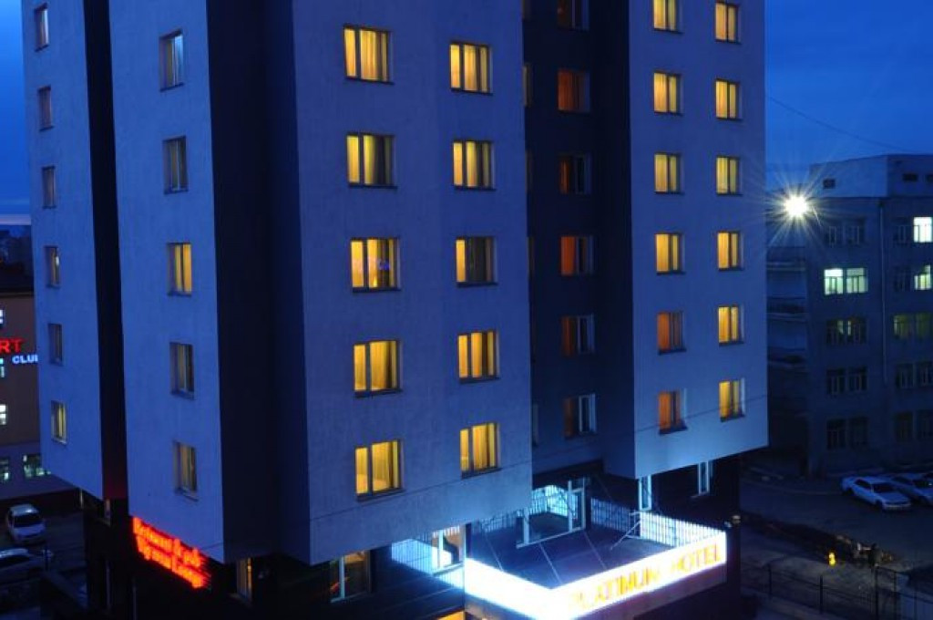 Platinum Hotel