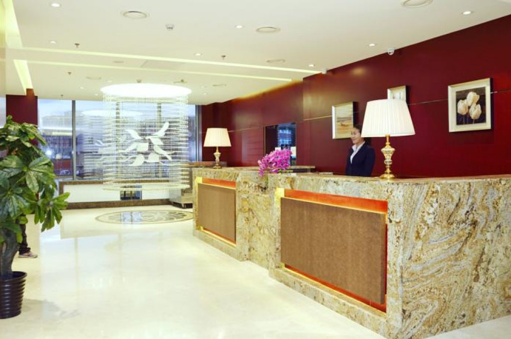 Premium Hotel - Image 5