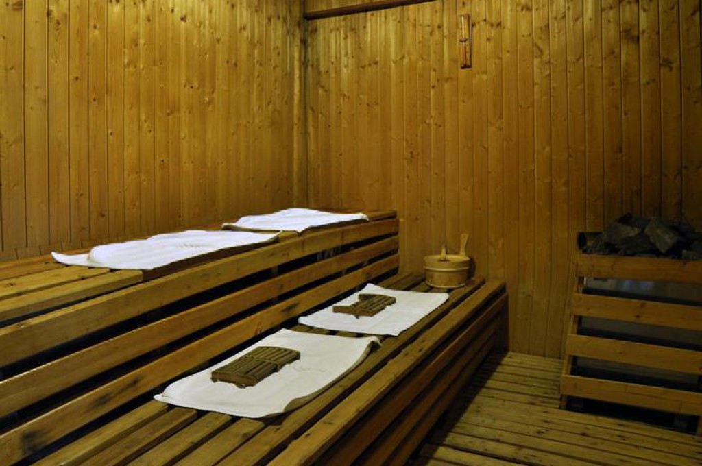 The Corporate Hotel - Image 2