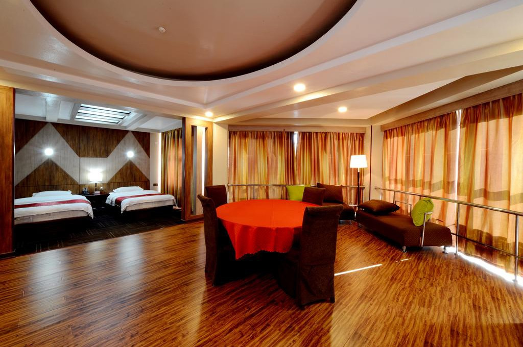 Zolo Hotel - Image 9