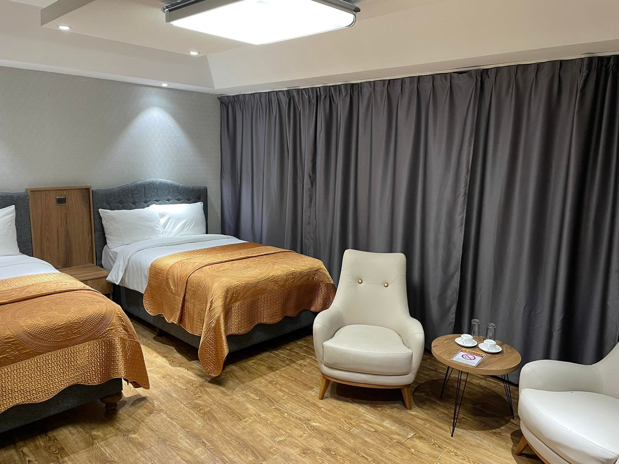 Дөлгөөн Нуур Зочид Буудал - Image 8