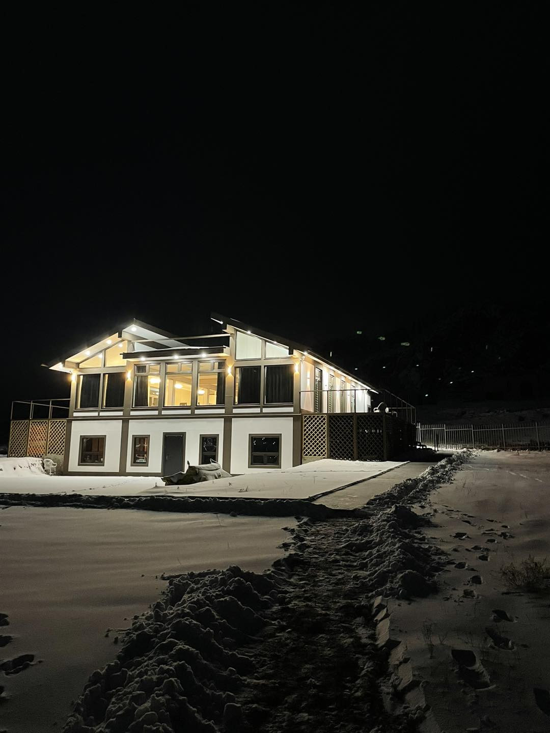 Эко Тэрэлж Жуулчны бааз | Eco Terelj Tourist Camp - Image 9