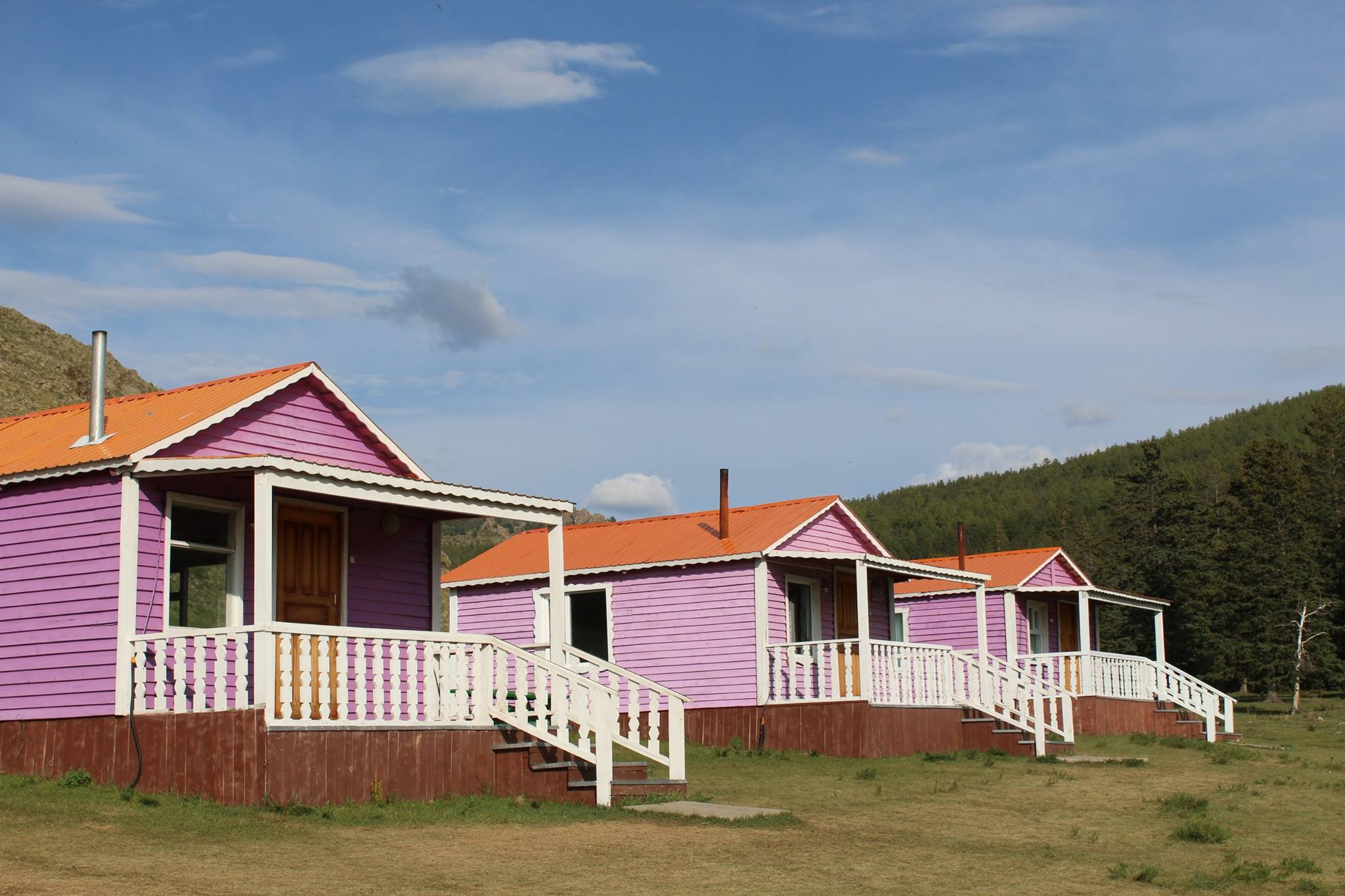 Овооны Энгэр Амралтын Цогцолбор | Ovoonii Enger Amraltiin Tsogtsolbor - Image 9