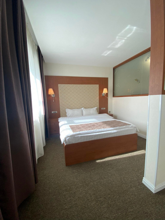 Deluxe king - Image 2