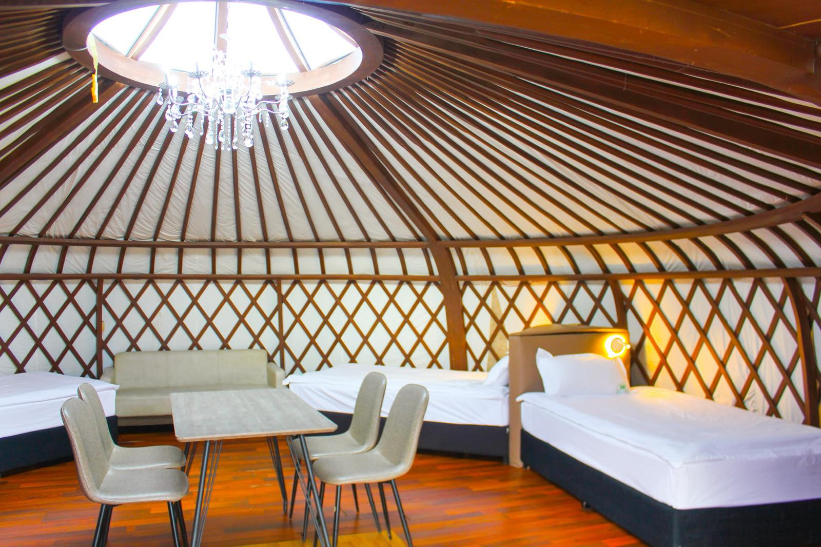 4 ортой гэр - Image 2