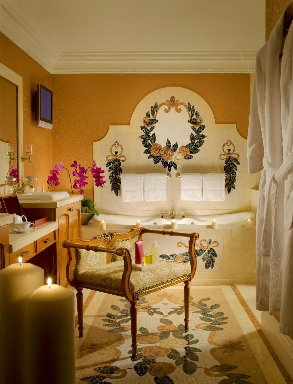 Ерөнхийлөгчийн Өрөө - Image 4