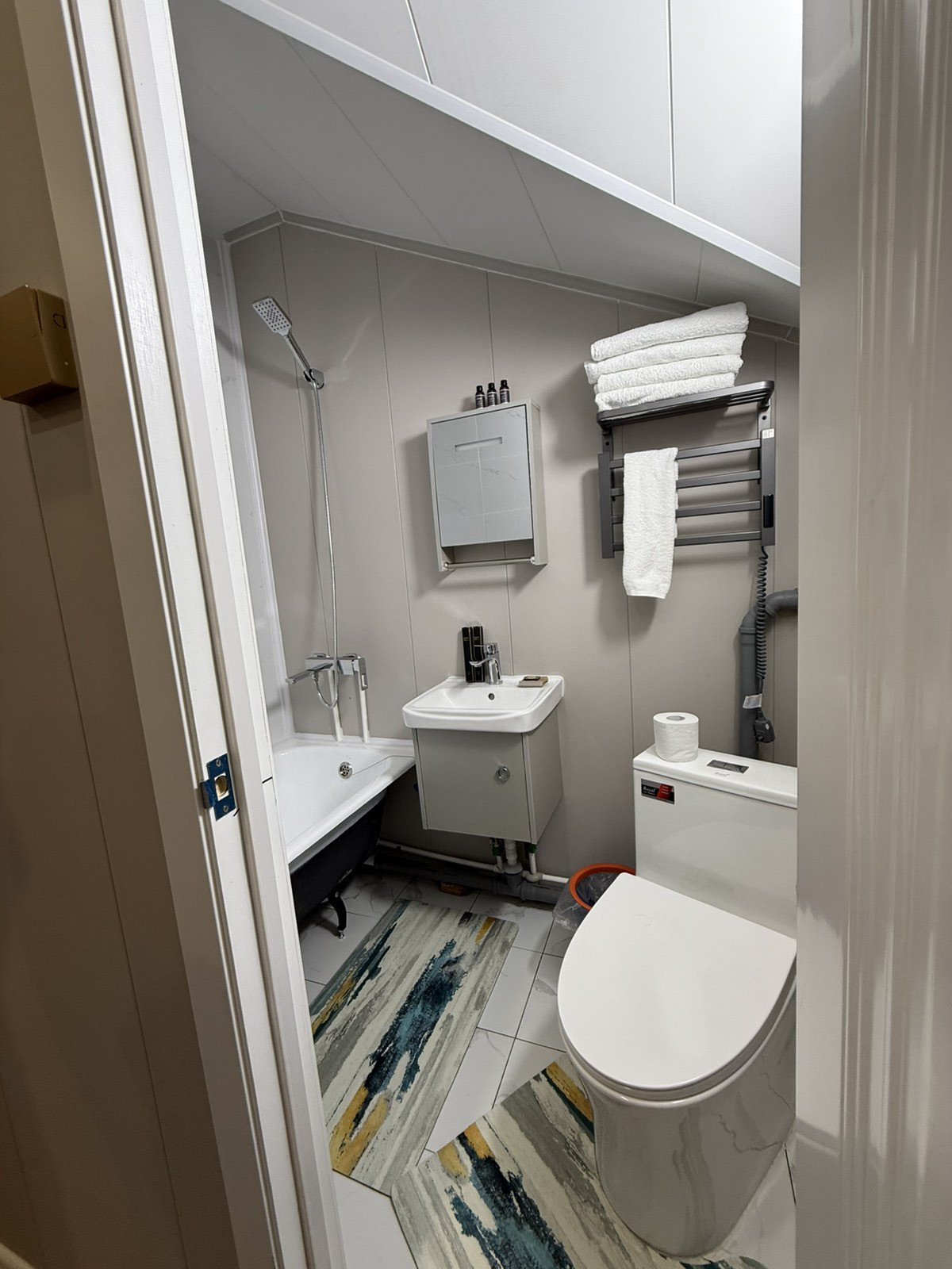 Deluxe double room - Image 5