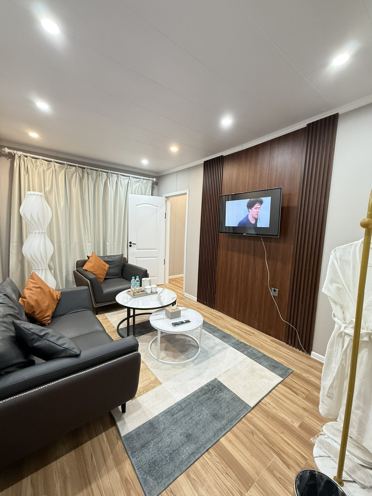 Deluxe double room - Image 4