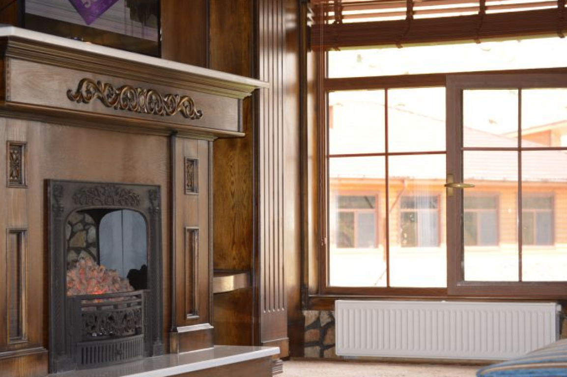 Family Room - Image 2