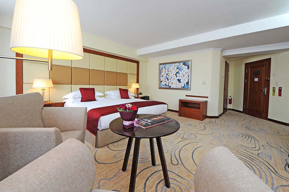 Deluxe King Room - Image 2