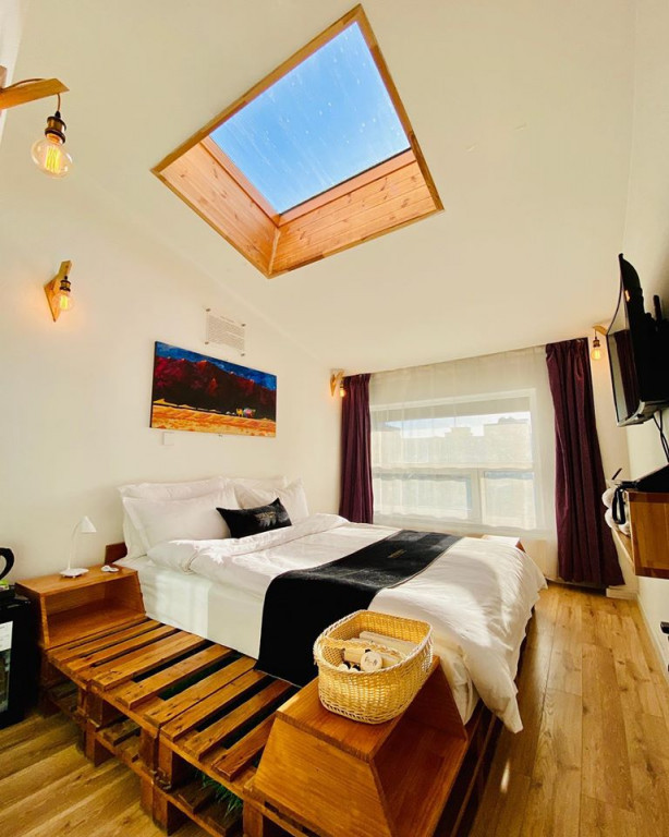 Mini suite room - Image 2