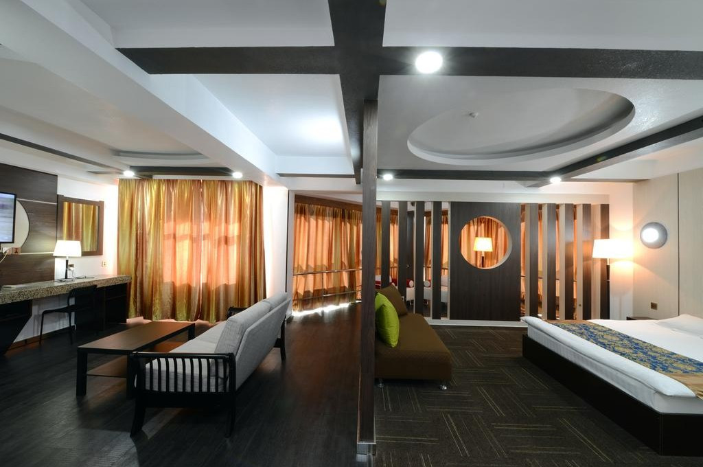 Standard Double Room - Image 2