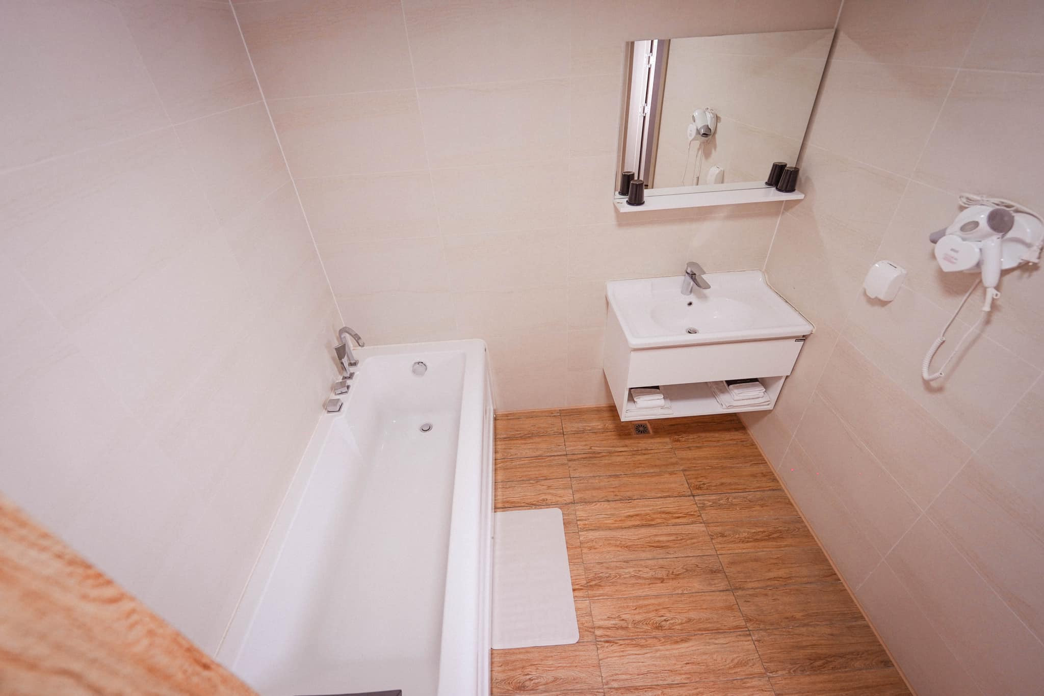 Гэр бүлийн өрөө - Image 4