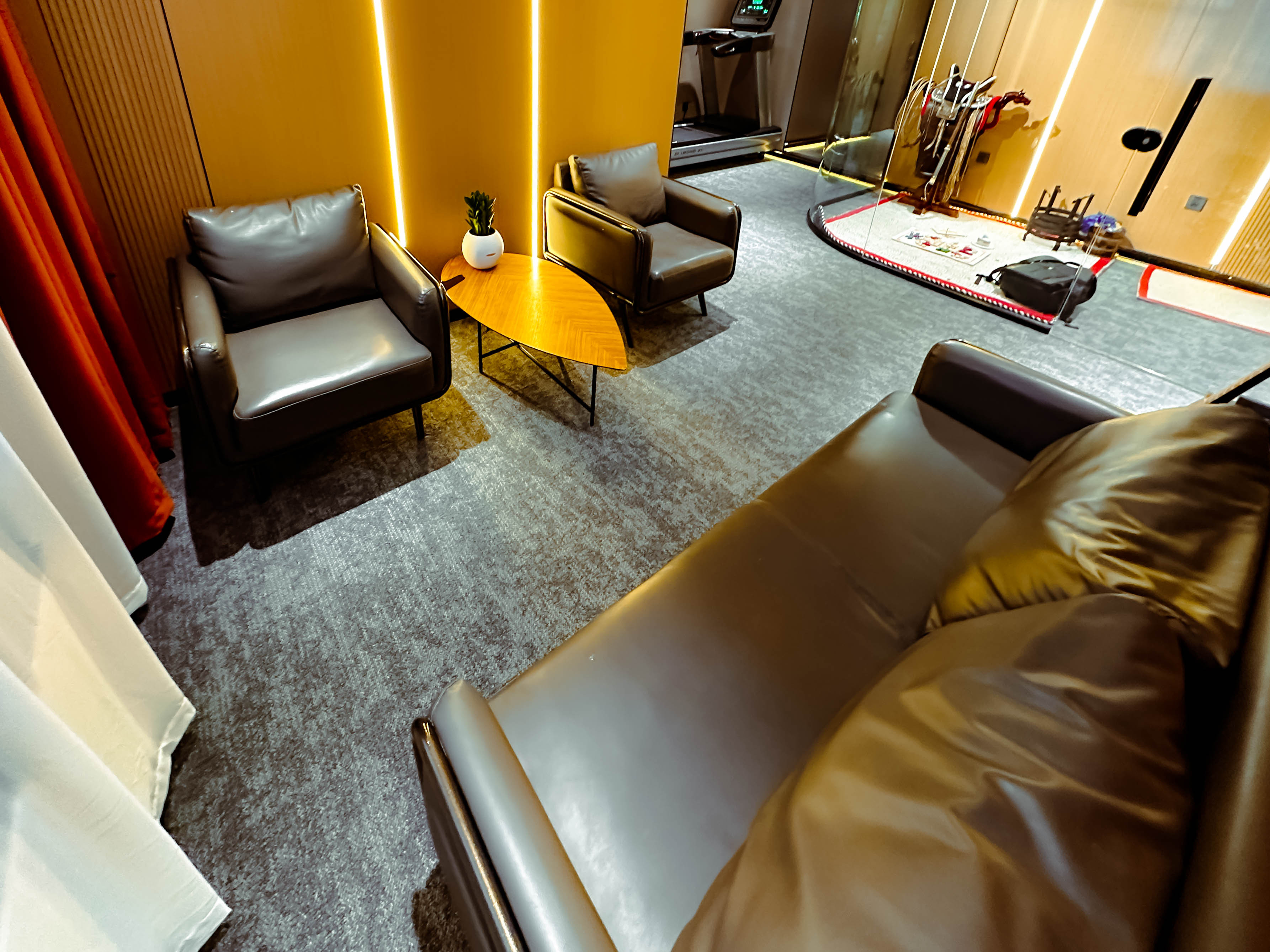 UB POD capsule hotel | UB POD зочид буудал - Image 10