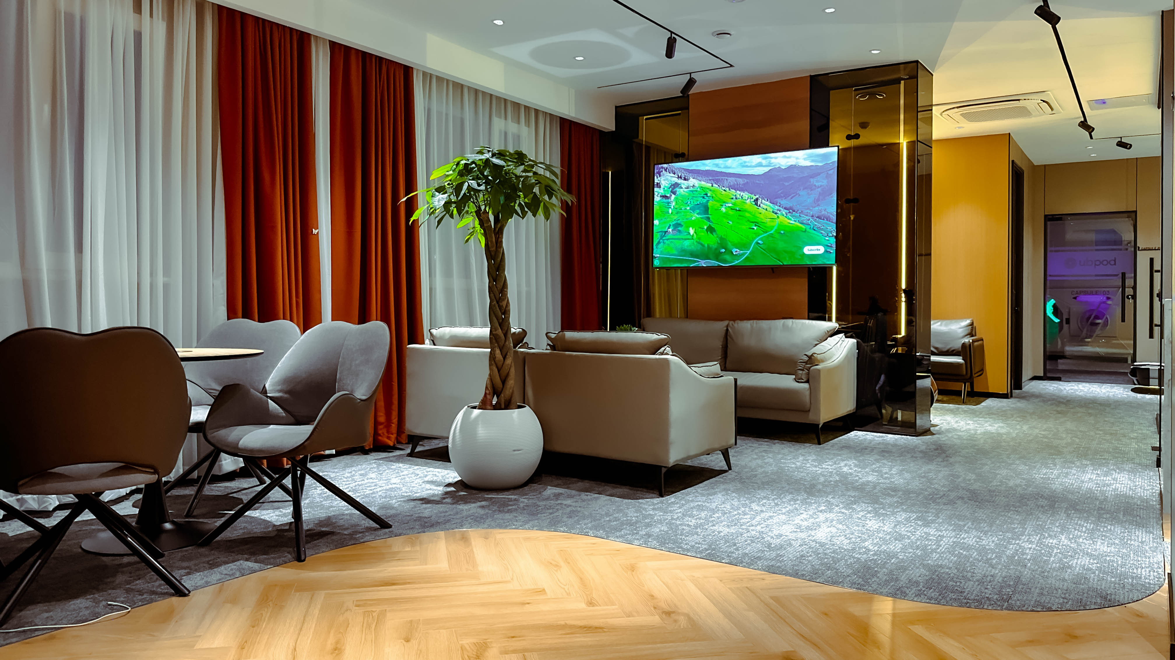 UB POD capsule hotel | UB POD зочид буудал - Image 3