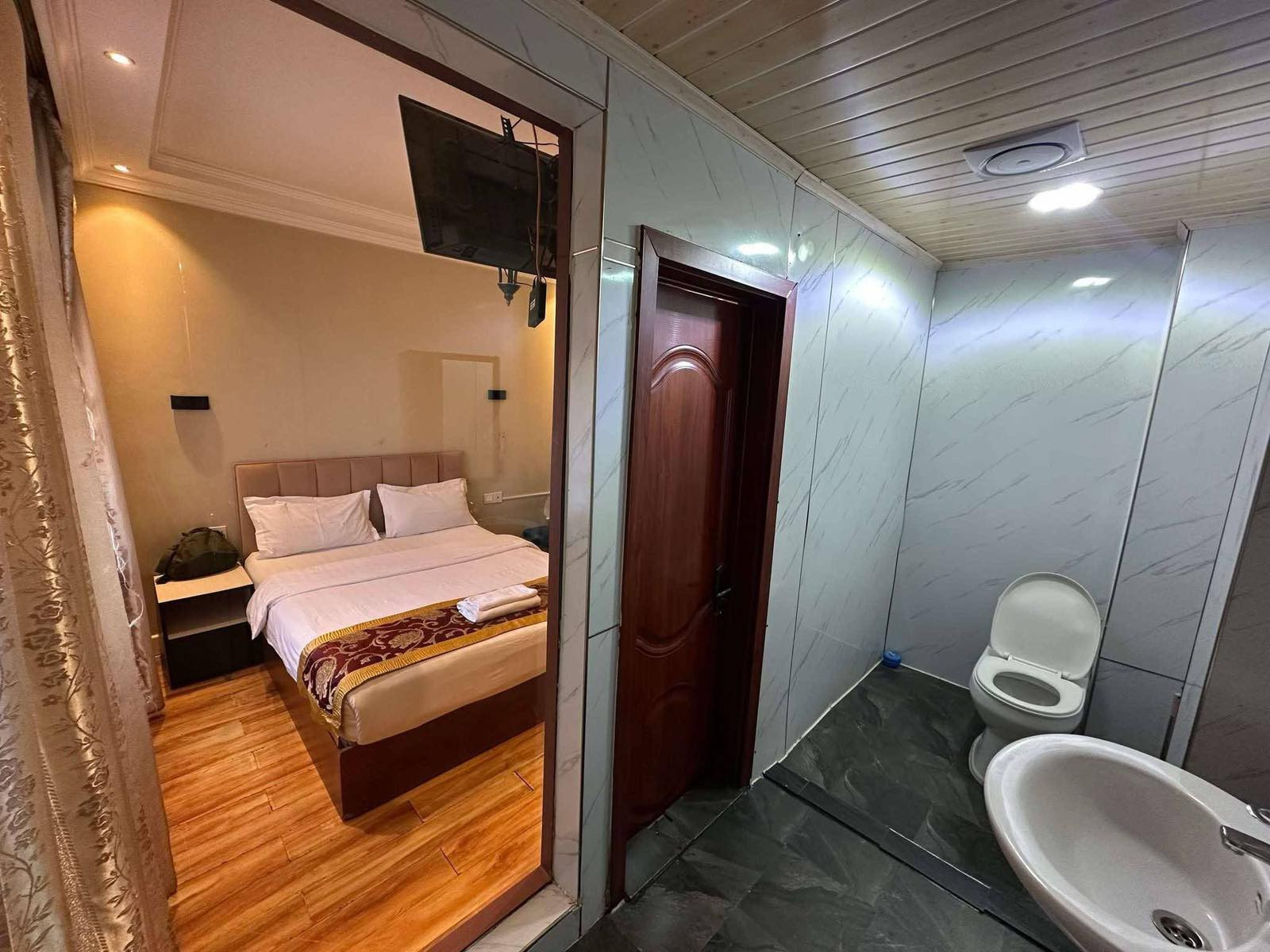 Bers hotel | Бэрс зочид буудал - Image 8