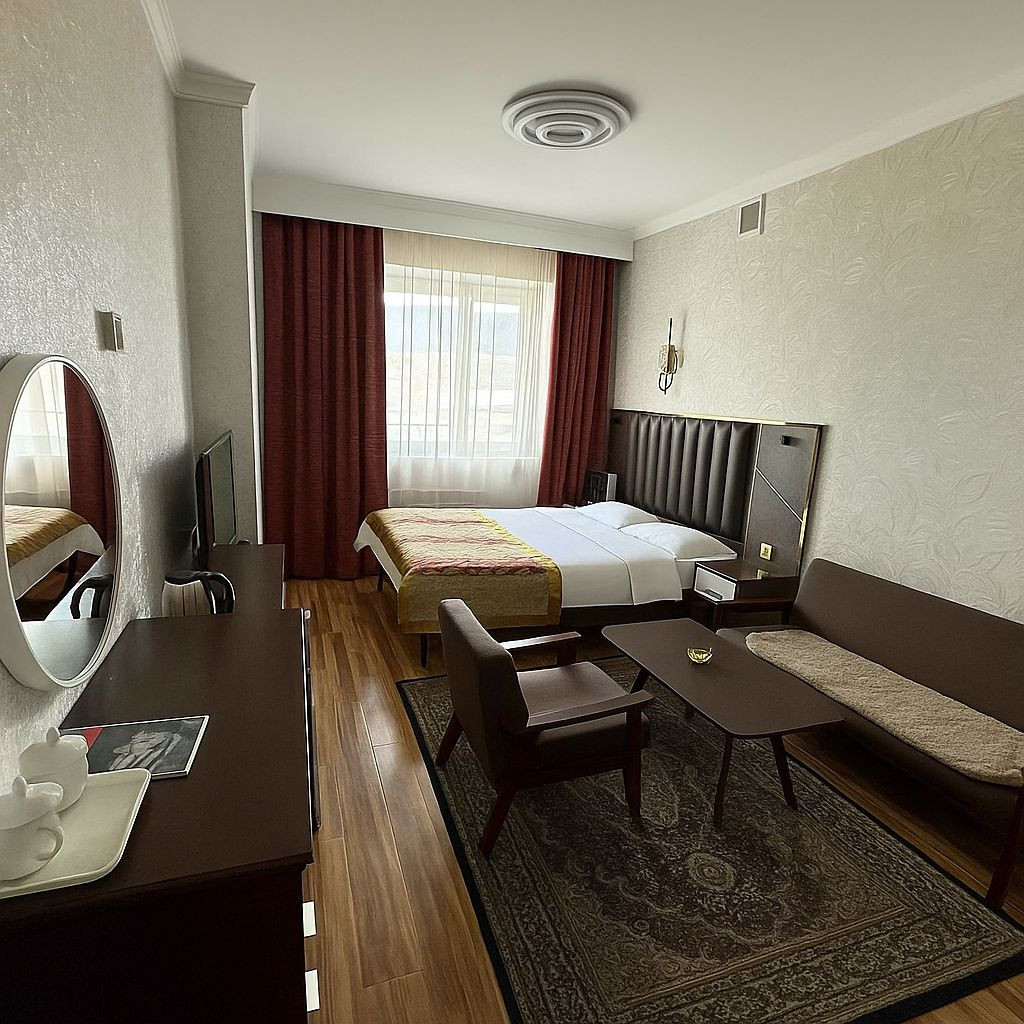 Эвергрийн зочид буудал | Evergreen hotel - Image 4