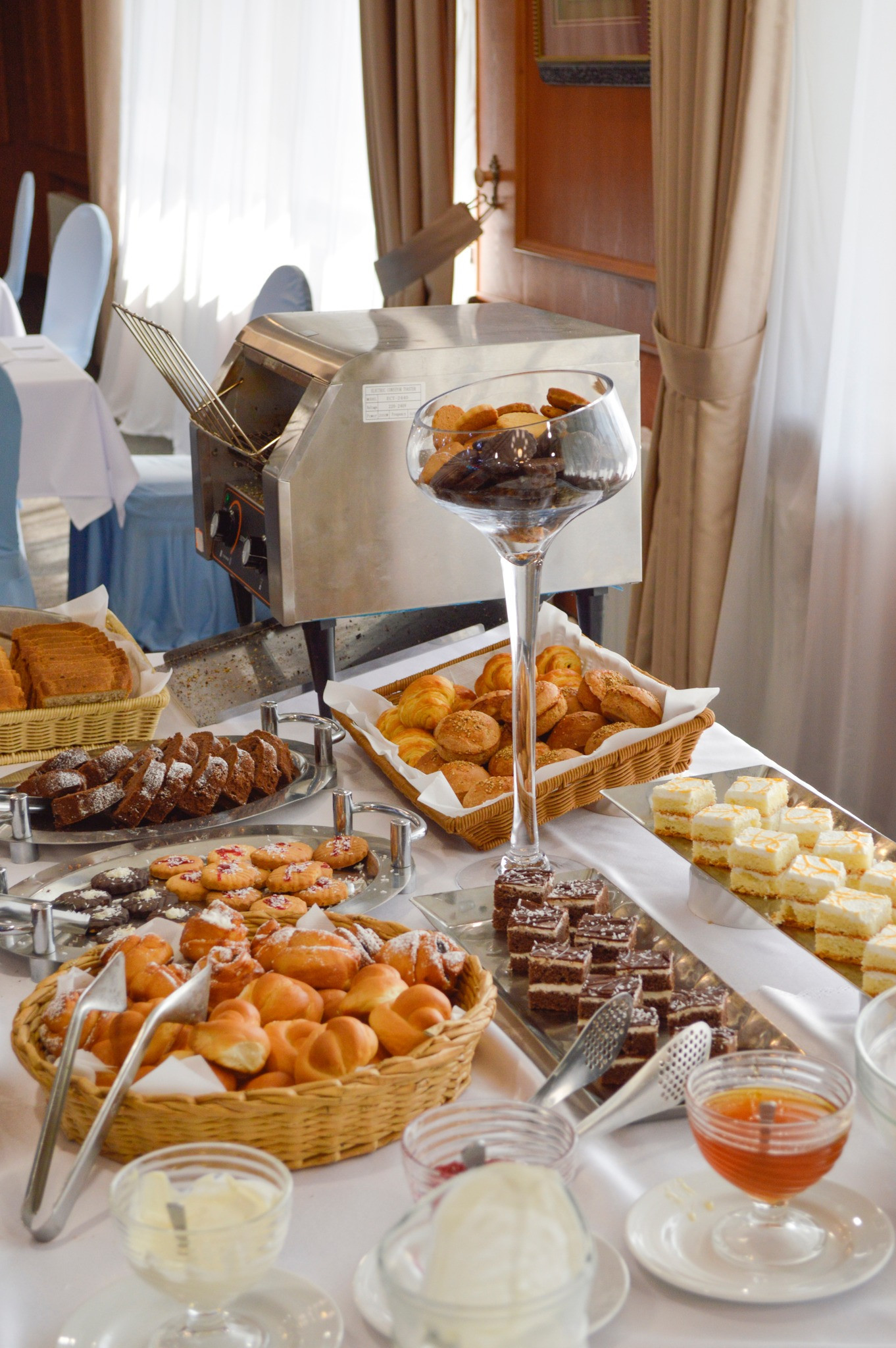 Баянгол зочид буудал | Bayangol hotel - Image 15