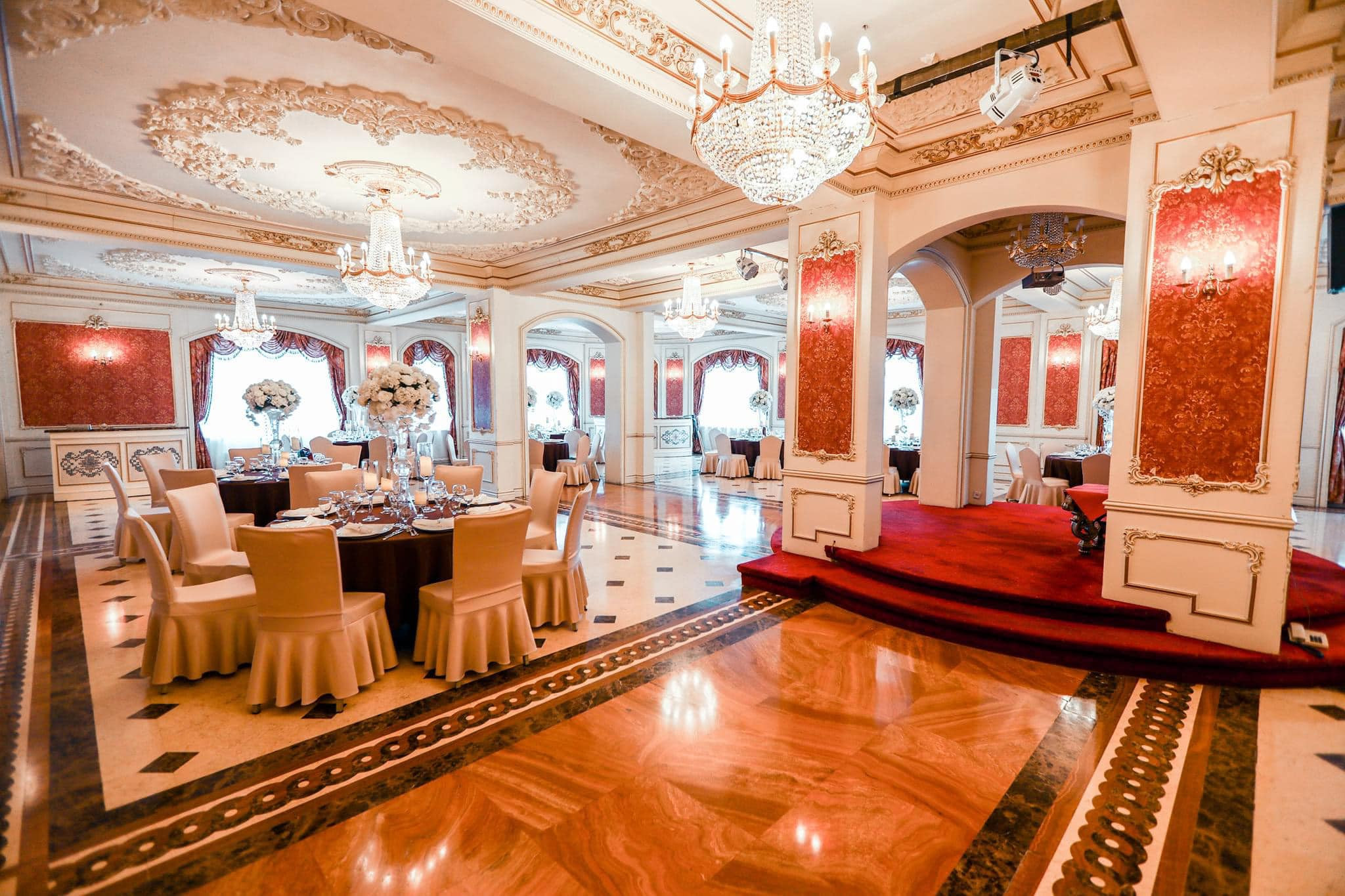 Континентал зочид буудал | Continental hotel - Image 3