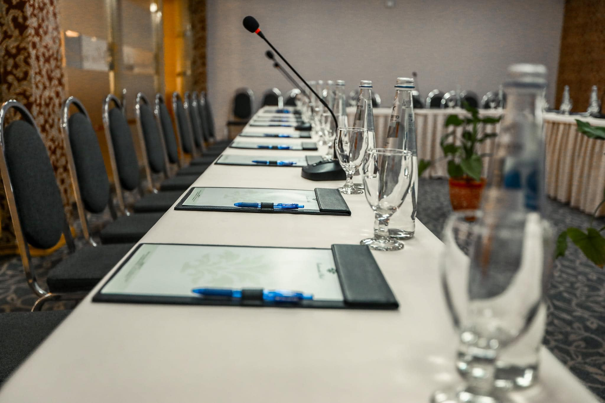 Континентал зочид буудал | Continental hotel - Image 7