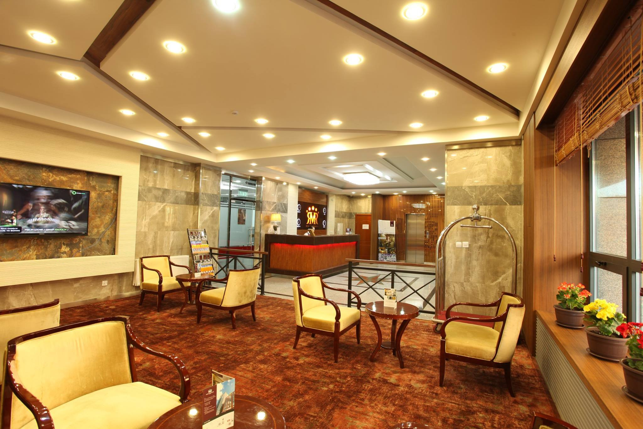 Рояал Моунтайн Зочид Буудал | Royal Mountain Hotel - Image 3