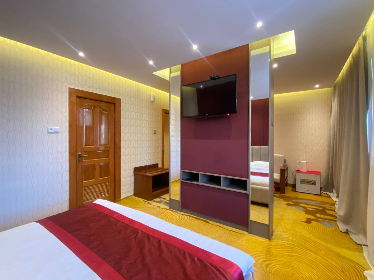 Бүтэн люкс өрөө - Image 2