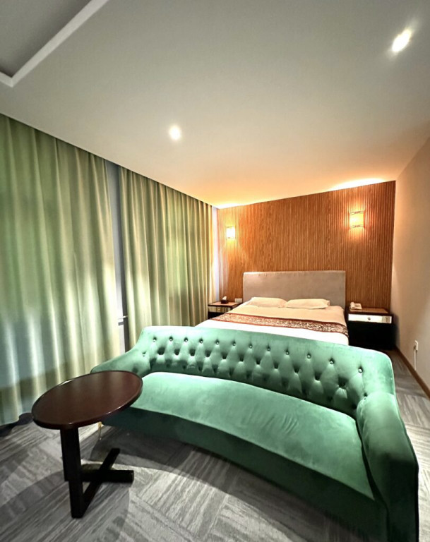 Deluxe double room - Image 3