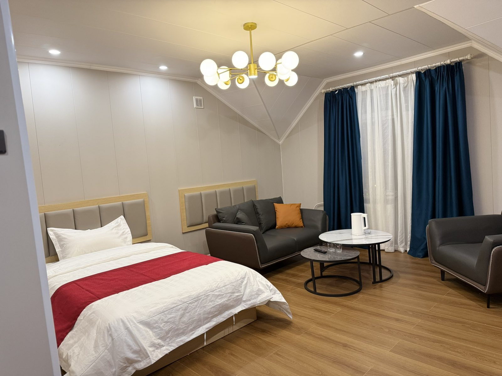 Standard twin room - Image 2