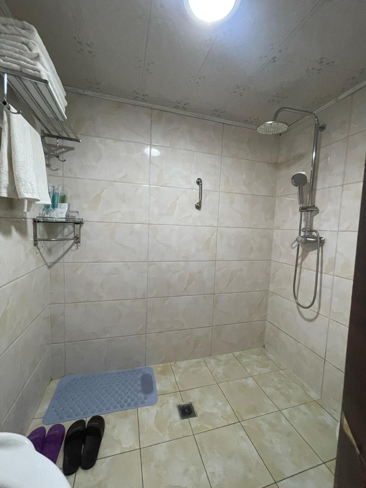 1 ортой энгийн өрөө - Image 3