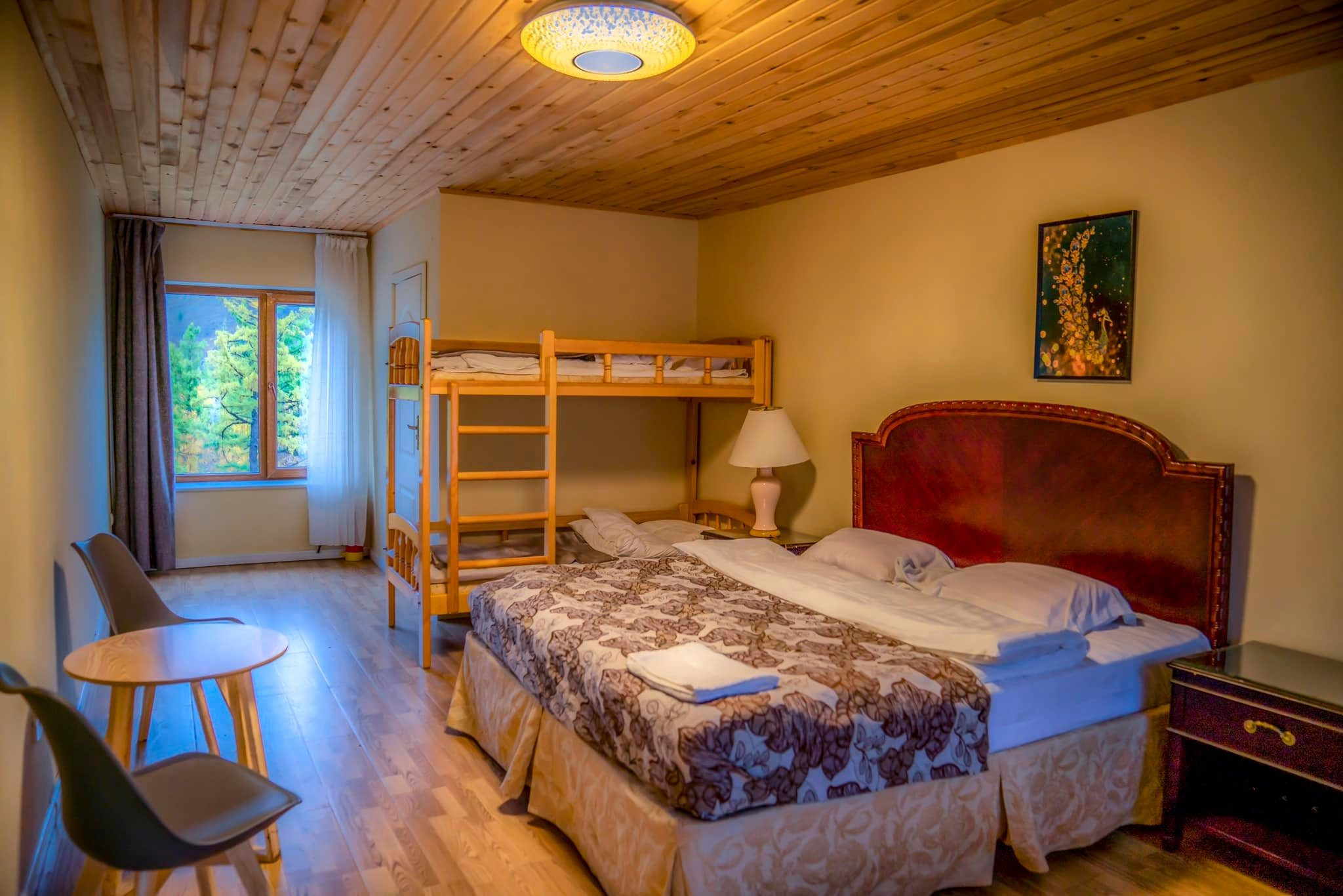 Гэр бүлийн өрөө - Image 1