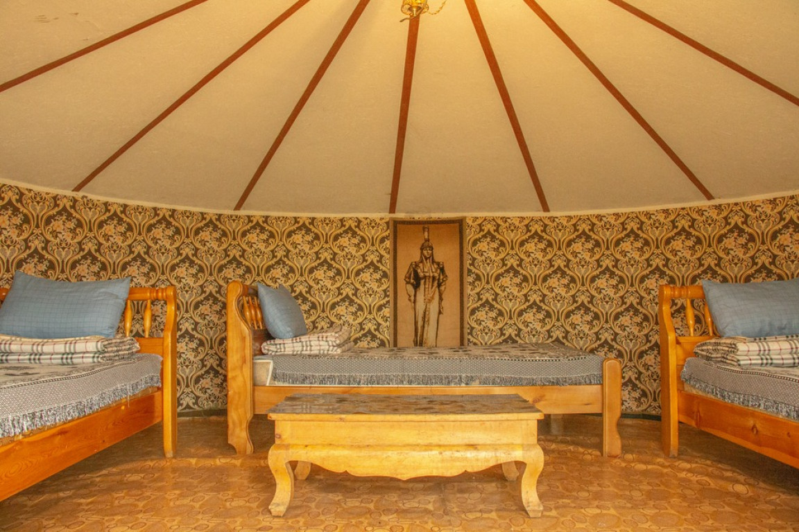 4 ортой канад гэр - Image 1