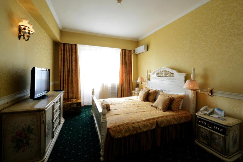 Ерөнхийлөгчийн Сьют Өрөө - Image 2