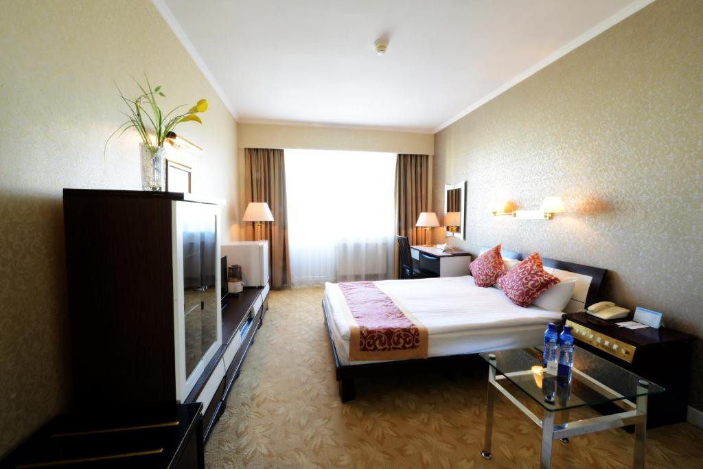 Энгийн Дабл Өрөө - Image 1