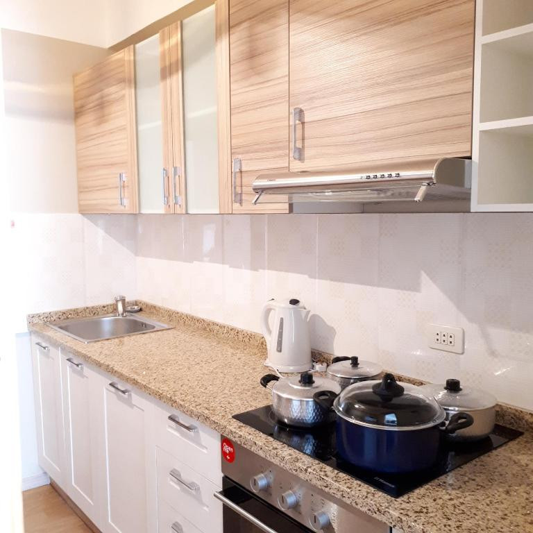 Гал Тогоотой Өрөө - Image 4