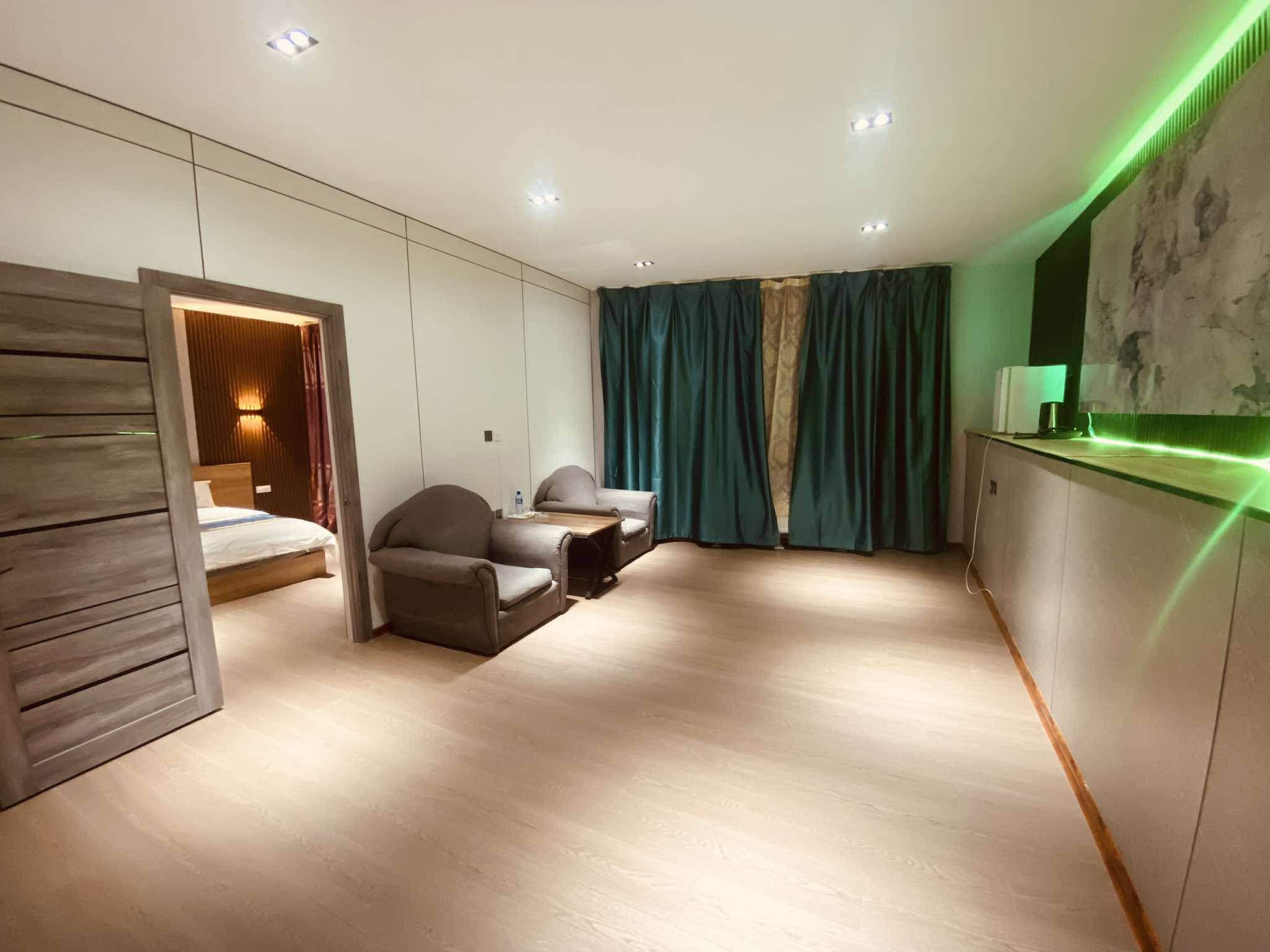 Business room - Image 7