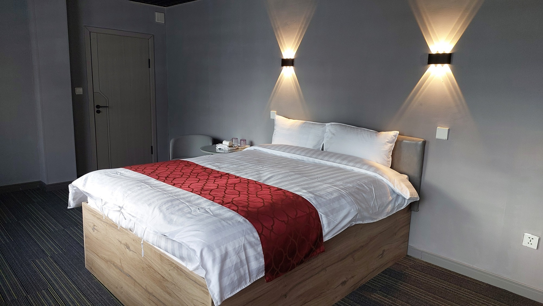 Zaisan deluxe room - Image 1