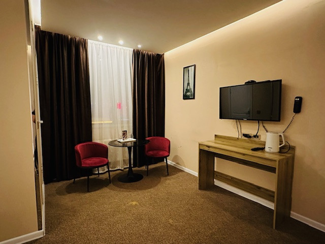 Paris room - Image 5