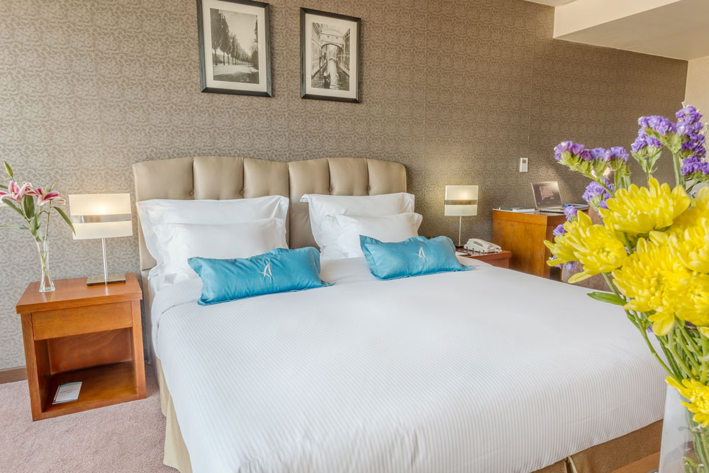 Эксекютив Кинг Өрөө ( Булангийн өрөө) - Image 2