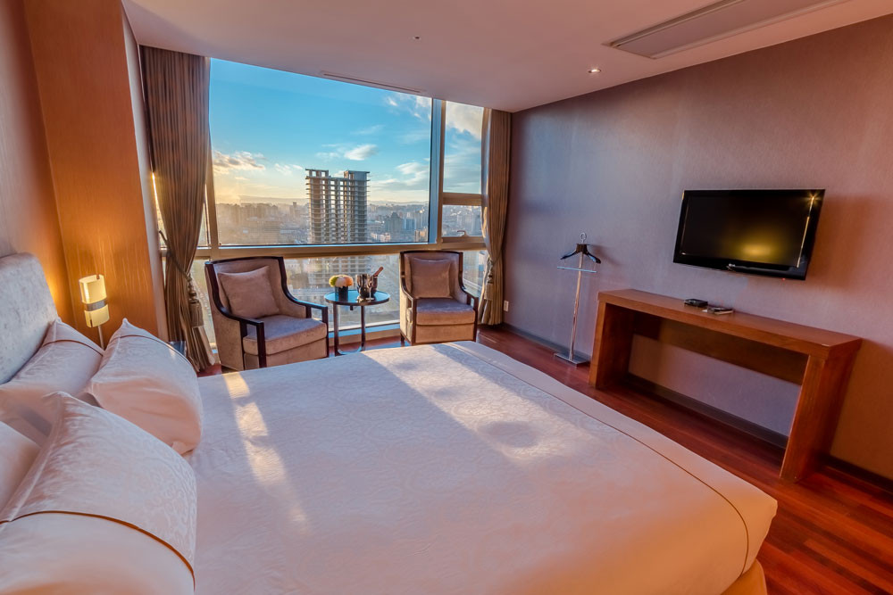 Делакс Сьют Өрөө - Image 1