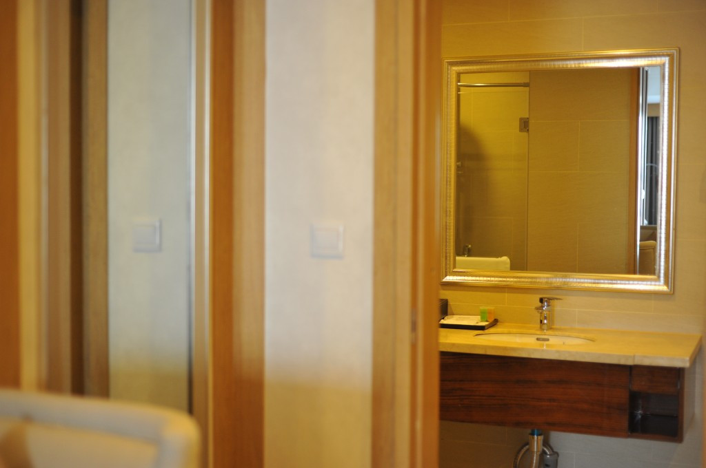 Business deluxe single room - Image 3